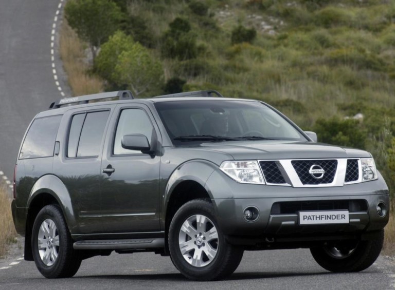 Ниссан патфайндер аварийный. Nissan Pathfinder.