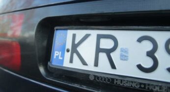 Федоров розповів, коли українці зможуть розмитнити авто у “Дії”