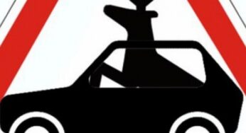 У Києві пішоходи оригінально провчили «героя парковки» (відео)