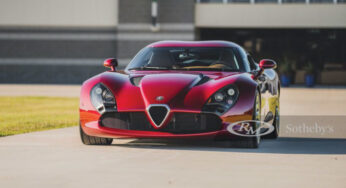 Рідкісний Alfa Romeo TZ3 Stradale Zagato виставлять на торги (фото)