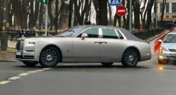 В Україні помітили розкішний Rolls-Royce за 21 млн: таке авто одне на всю країну