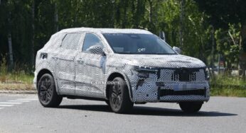 Салон Renault Kadjar 2022 показали на живих фото