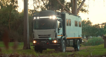 Вантажівкy Iveco перетворили в крутий будинок на колесах