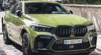 В Украине заметили яркий заряженный кроссовер BMW