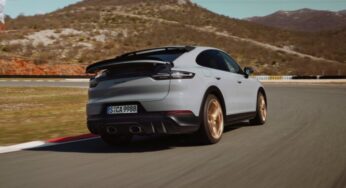 В Porsche представили самый мощный кроссовер в своей истории