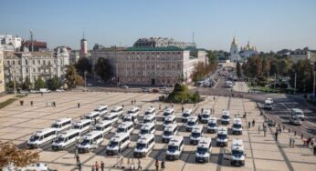 Національна поліція отримала автомобілів і обладнання на 3,4 млн євро