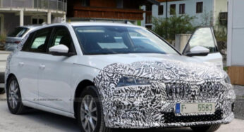 Новую версию Skoda Scala заметили на тестах