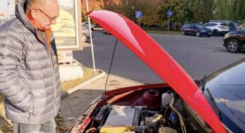 Украинец превратил старый Opel в электромобиль