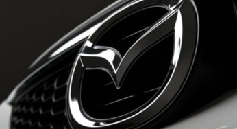 Компания Mazda запатентовала автомобиль с вертолетной площадкой