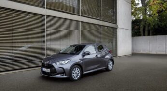 Mazda представила гибридный хэтчбек Mazda2