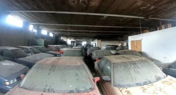 Блогер знайшов рідкісні автомобілі на покинутому складі