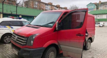 Перші пішли: два автомобілі нетверезих водіїв пішли на потреби оборони
