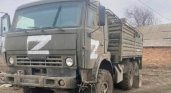 Водіям розповіли, яку небезпеку приховує покинута на дорогах України російська техніка