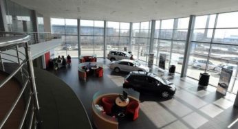 У російських дилерів закінчуються автомобілі
