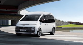 Компания Hyundai превратила минивэн в «космический корабль»