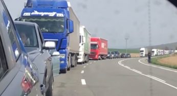 На украинско-словацкой границе длинные очереди на растаможку