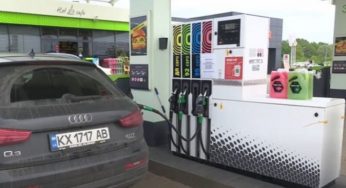 Дефицит топлива возник из-за вернувшихся украинцев — СНБО