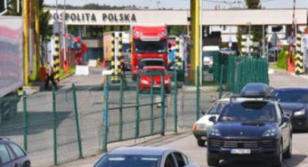 Украинцам рассказали, какие документы нужны для выезда в Польшу на авто
