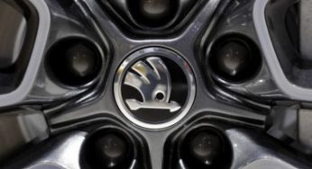 Компанія Skoda переносить виробництво комплектувальних із України