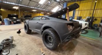 Toyota Hilux превратили во внедорожник Lamborghini Gallardo