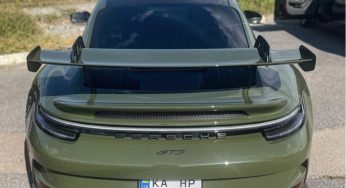 В Украине засветился «боевой» Porsche 911