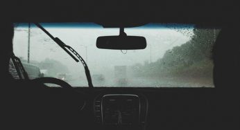 Осторожно, дождливая осень: что делать автовладельцу