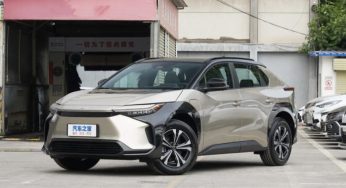 Toyota начала продажи своего дебютного электрокроссовера bZ4X