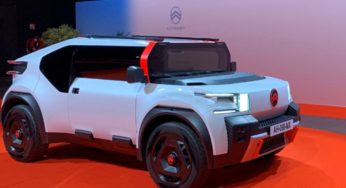 Крупный автопроизводитель создал машину из картона