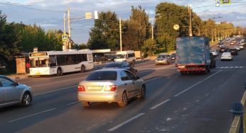 Водителям рассказали, когда опасен адаптивный круиз-контроль