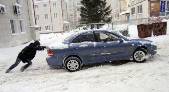 Топ-5 простых советов, как удержать автомобиль на снегу и льду
