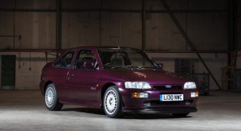 В Украине заметили редкий заряженный Ford Escort RS Cosworth