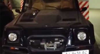 В Україні знайшли покинутим ексклюзивний позашляховик Lamborghini