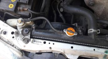 Для чого досвідчені автомобілісти на літо змінюють кришку радіатора