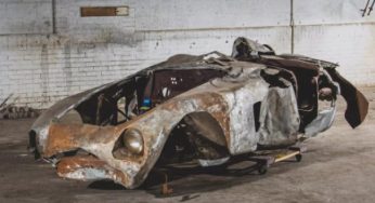 Згорівший 70-річний Ferrari продали на аукціоні за 2 млн доларів: фото