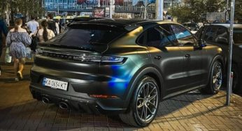 В Україні помітили найшвидший кросовер Porsche: фото