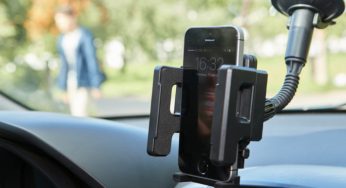4 головні причин, чому варто використовувати тримач для телефону