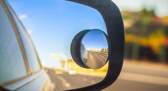 Як звести до мінімуму «сліпі зони» у вашому автомобілі