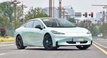 Представили недорогого китайского конкурента Porsche Taycan с запасом хода 710 км: фото