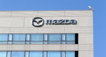 Mazda відкликає понад 171 тисячу автомобілів через загрозу безпеці