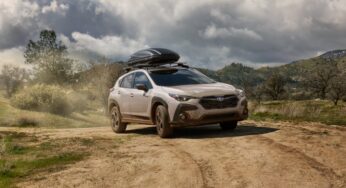 Subaru представила новий гібридний Crosstrek Hybrid: фото